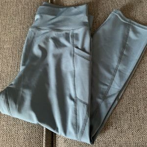 Baby blue athletic capri leggings
